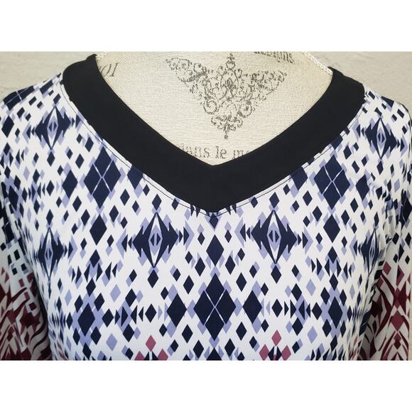 Christopher & Banks Multi Color Design 3/4 Sleeve V Neck Tunic Blouse Top Shirt - Picture 3 of 8